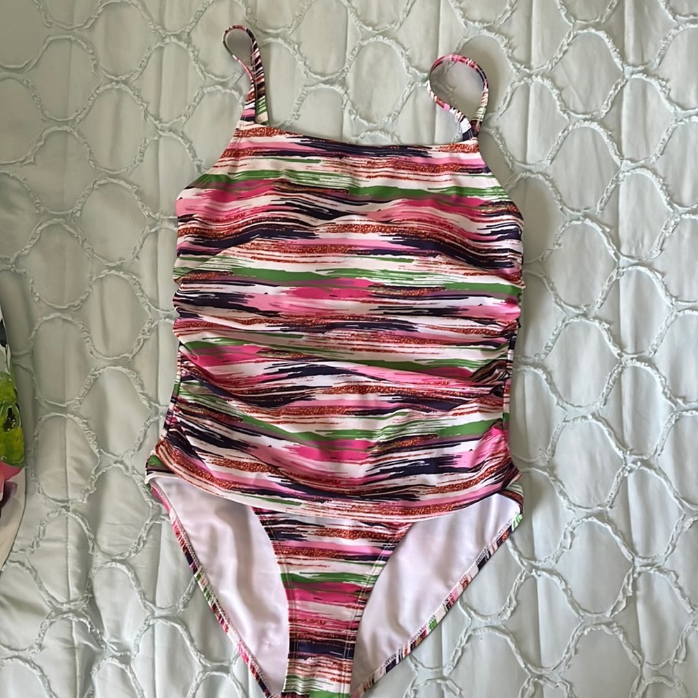 Catherine Malandrino Glittler  Rain side ruched tank suit, size L